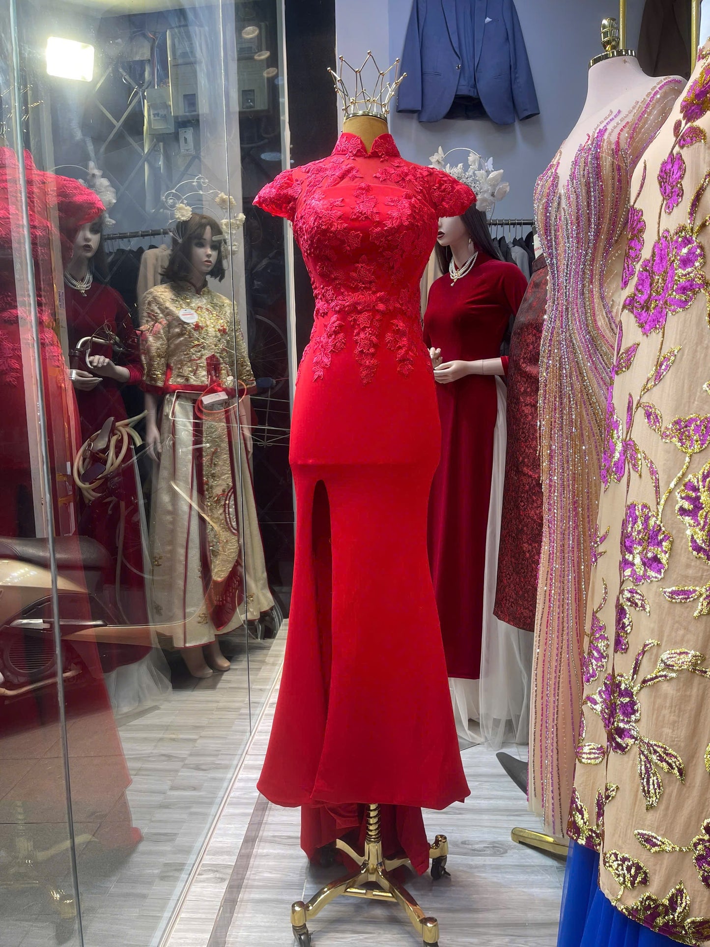Wedding cheongsam