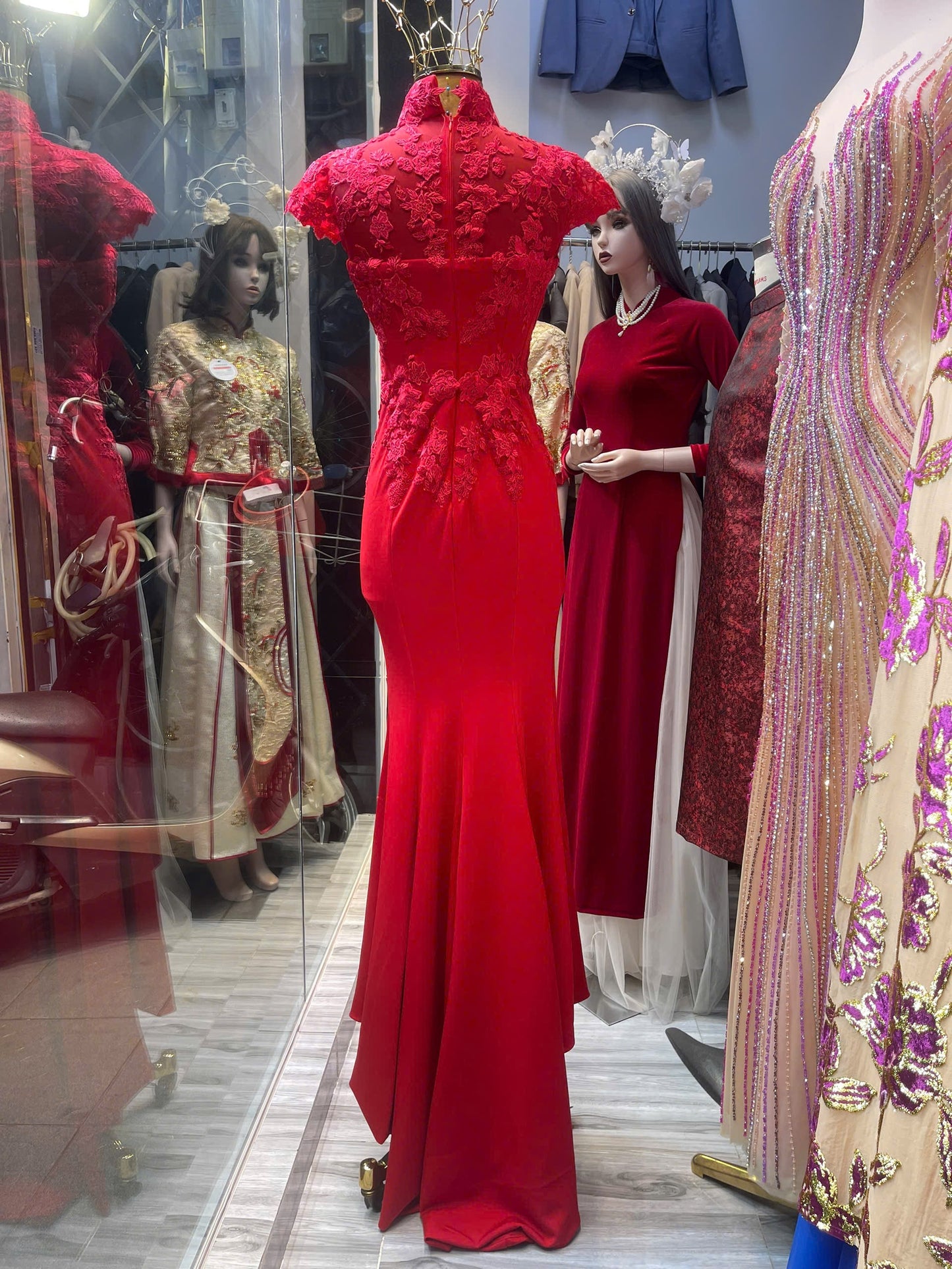 Wedding cheongsam