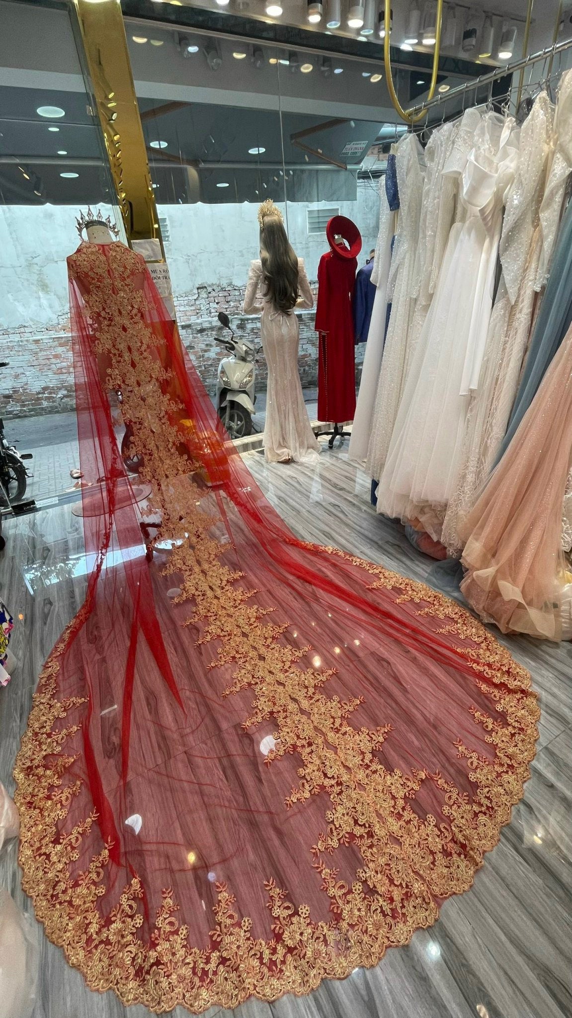 Ao dai bridal cape