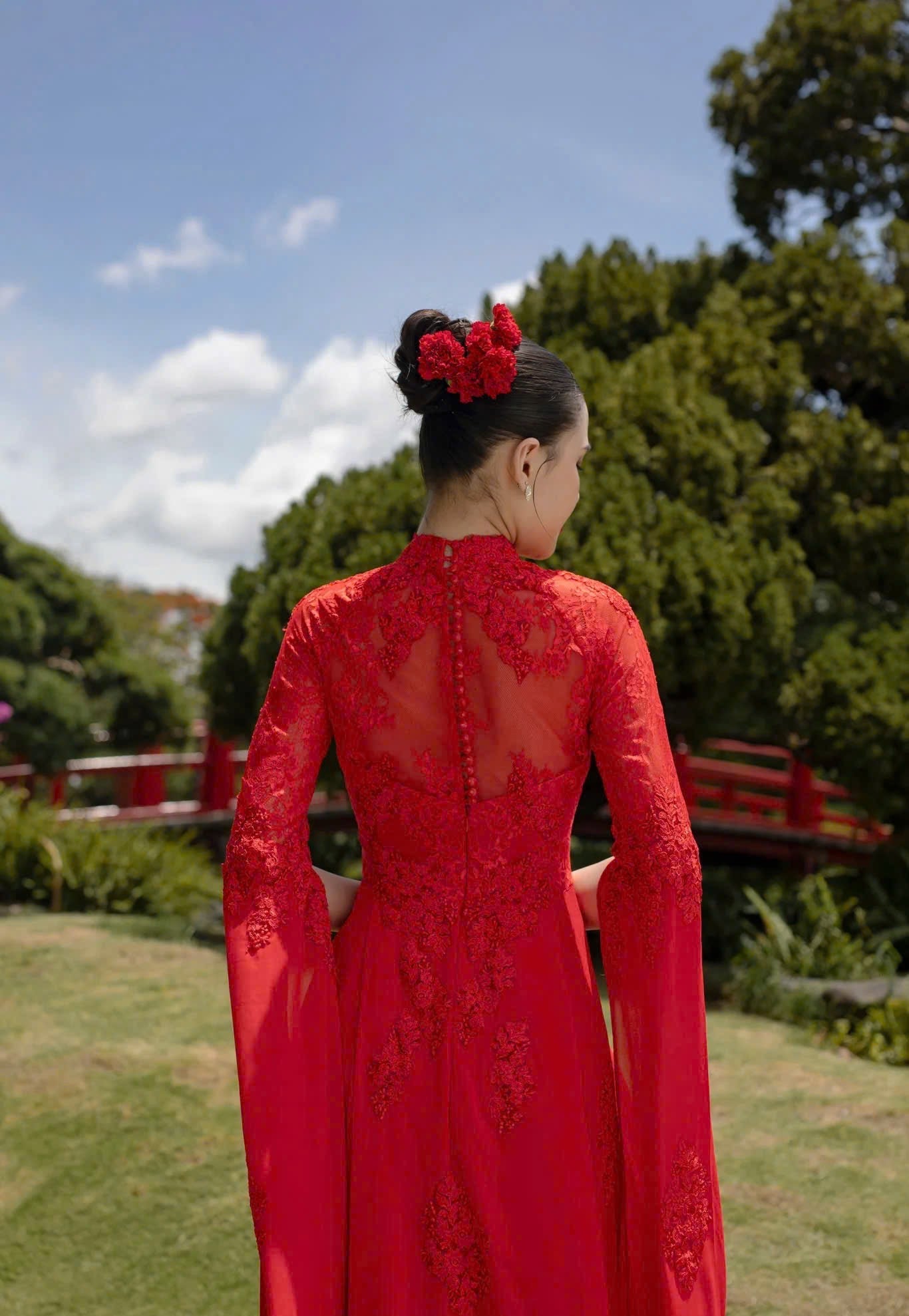 Women’s Áo Dài #17